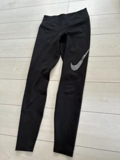 NIKEレギンスのサムネイル