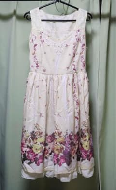 axes femme ノースリーブワンピース 花柄 Mサイズのサムネイル