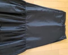 ZARA　タイトフレアスカートのサムネイル