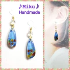 No.1580-E 琉球ガラス☆鉱石型☆レジン☆ピアス・イヤリング(スカイ