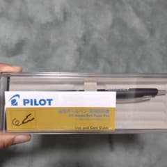 PILOT 油性ボールペンのサムネイル