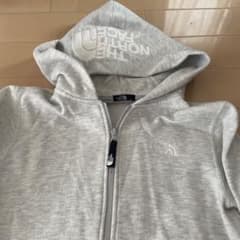 THE NORTH FACE グレー フルジップパーカー150のサムネイル