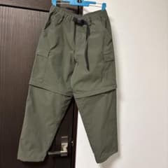 ノースフェイスカーゴパンツのサムネイル