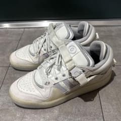 Bad Bunny × adidas Forum Low White Bunnyのサムネイル