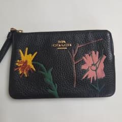COACH ポーチ ブラック 花柄 レザーのサムネイル