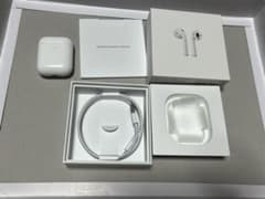 Apple AirPods （第2世代 エアーポッズ）ワイヤレス充電のサムネイル