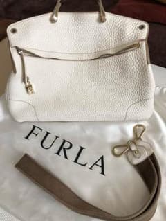 ＊値下げ＊ FURLA パイパーのサムネイル