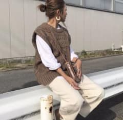 ケーブルニットベストのサムネイル