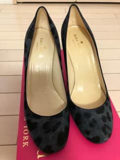 きゃんべる様専用 新品   KATE SPADE パンプスのサムネイル