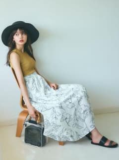 花柄フレアスカート 今期グレイルのサムネイル