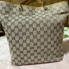 グッチバックのサムネイル