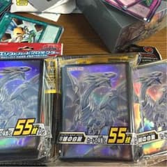 遊戯王 青眼スリーブのサムネイル