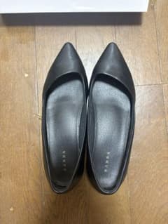 ローヒールパンプスのサムネイル