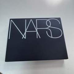 NARS プレストパウダー ホワイトのサムネイル