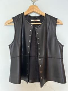 お値下げ！bacca ブラック　レザーベスト　エディション お値下げ！bacca ブラック レザーベスト エディション - メルカリ