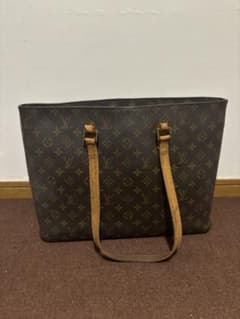 LOUIS VUITTON ルコ トートバッグ 肩掛け可能 A4収納可能 大容量のサムネイル