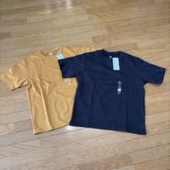 新品 UNIQLO U キッズ Tシャツ 150cm オレンジとブラックのサムネイル