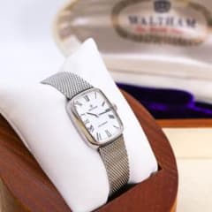 稼働 WALTHAM VICTORIA 腕時計 機械式 手巻き バングル2330