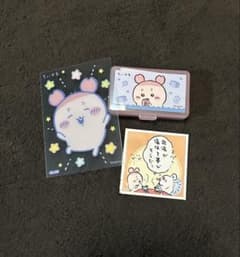 ちいかわ 古本屋 かに クリアカード ケース シール セットのサムネイル