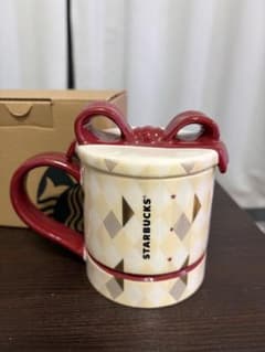 海外限定　スターバックス　ホリデー　クリスマス　マグカップ　リボンのサムネイル