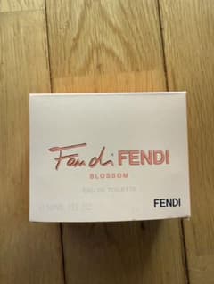 Fendi 香水　美品　お値下げのサムネイル