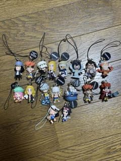 ワンピース ガチャガチャ キーホルダー 17個セットのサムネイル