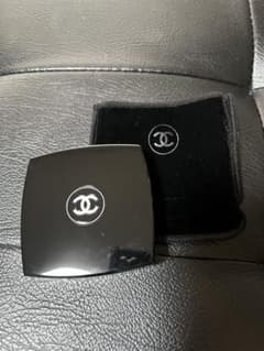 CHANEL アイシャドウパレットのサムネイル