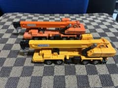 トミカ TADANO クレーン車 2台セット トミカ TADANO クレーン車 2台セット - メルカリ