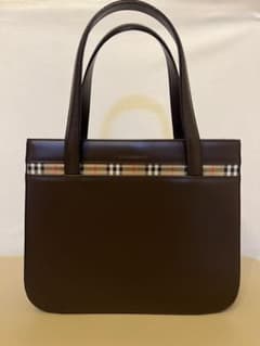【極美品】バーバリーハンドバッグ　ノバチェック　ブラウンのサムネイル