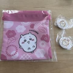 ちいかわ くら寿司 コラボ 巾着 缶バッジ セットのサムネイル