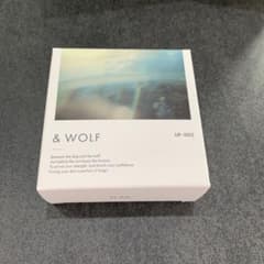 & WOLF UF-002 リキッドファンデーションのサムネイル