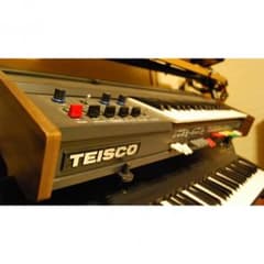 TEISCO P-100　プリセットシンセサイザー！　素敵な男声コーラス！のサムネイル