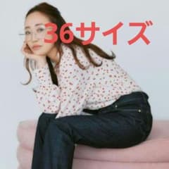 神崎恵さんコラボチェリー柄 長袖シャツ 未使用 カデュネ 神崎恵さんコラボ チェリーブラウス S タグ付き - メルカリ