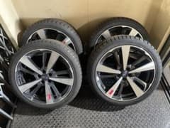 スバル純正　18インチ スタッドレスホイールセットのサムネイル