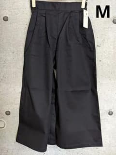 ワイドパンツ　新品　黒　ウエストゴムのサムネイル