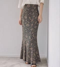 TODAYFUL ジャガードリーフペンシルスカート　36 TODAYFUL ジャガードリーフペンシルスカート 36 - メルカリ