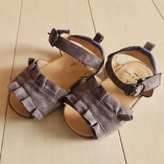 tete a tete キッズサンダル 15.0 グレー フリル付きのサムネイル