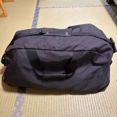 無印良品 ボストンバッグ 黒系 大容量 旅行バッグ 2WAYのサムネイル