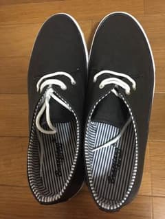 スニーカーのサムネイル