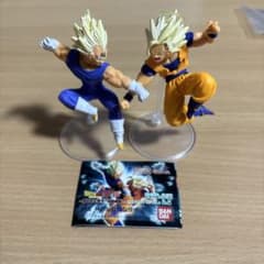こ*め様 ドラゴンボール HGベジータ 孫悟空 セットのサムネイル