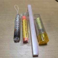 未使用　消しゴム 3点セットのサムネイル