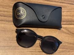 Ray-Ban サングラス ブラック ケース付きのサムネイル