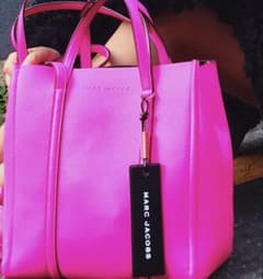 MARC JACOBS マークジェイコブス タグトートのサムネイル