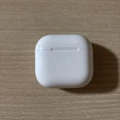 Apple AirPods 第四世代充電ケース のみ 値段交渉ありのサムネイル