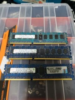 hynix DDR3 メモリ PC3 10600R 2GB 3枚のサムネイル