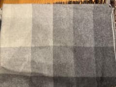 ELVANG DENMARK アルパカ混 大判ストール グレーチェックのサムネイル