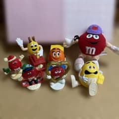 M&M's フィギュア 7体セット - メルカリ