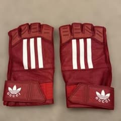 GUCCI×adidas ドライビンググローブ - メルカリ