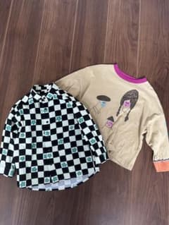 MARKEY'S イラスト付きベージュTシャツ100cmチェックシャツ90cmのサムネイル