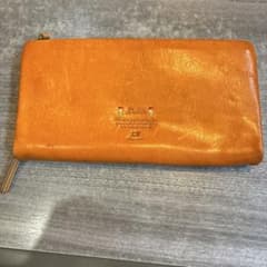 Dakota 長財布 ラウンドファスナー レザー キャメル　✴︎美品✴︎のサムネイル
